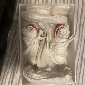 Kids Alexander McQueen sneakers worn size 25 comes w/ extra pair of shoe laces